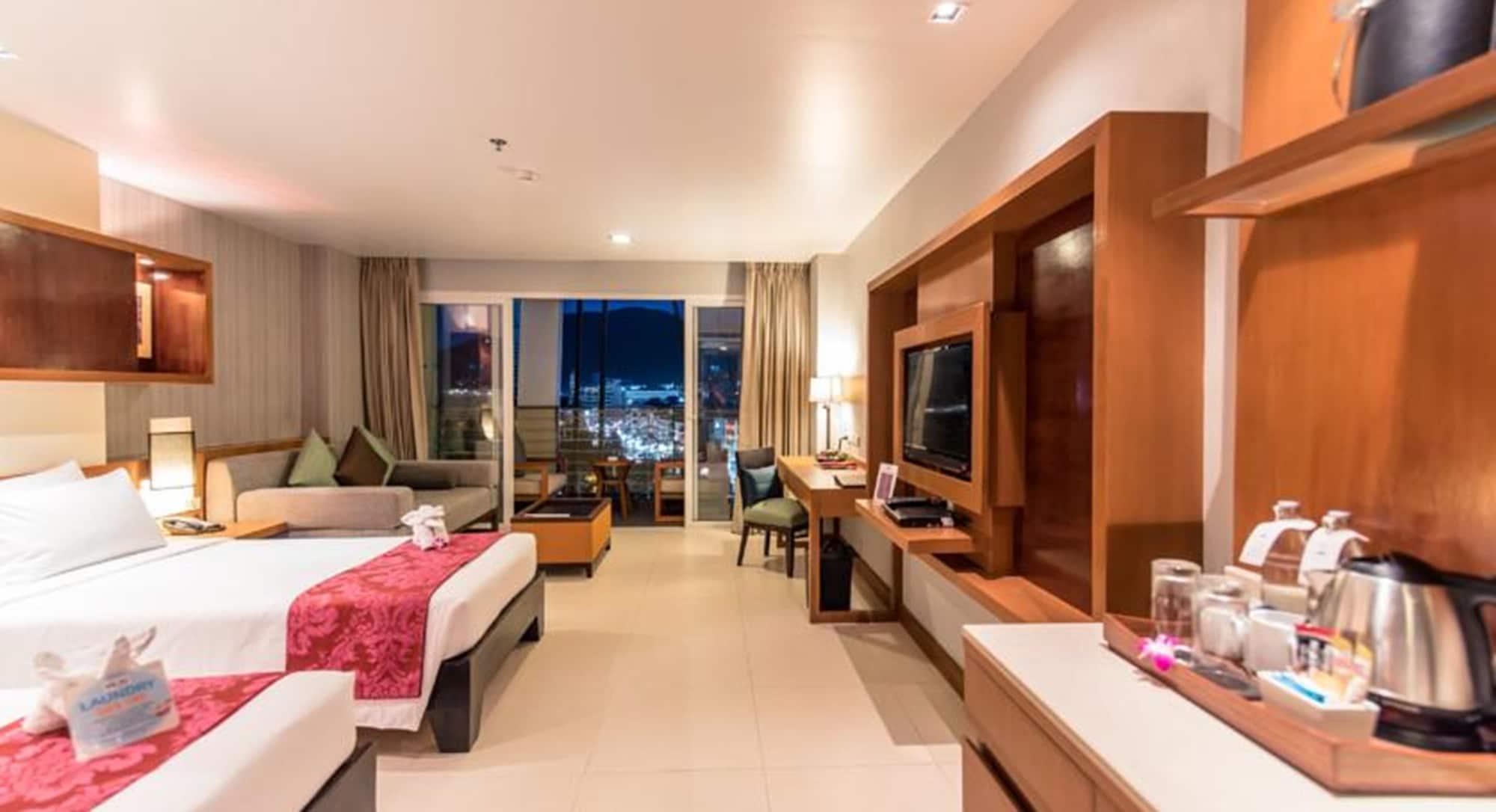 Ashlee Hub Hotel Patong Экстерьер фото