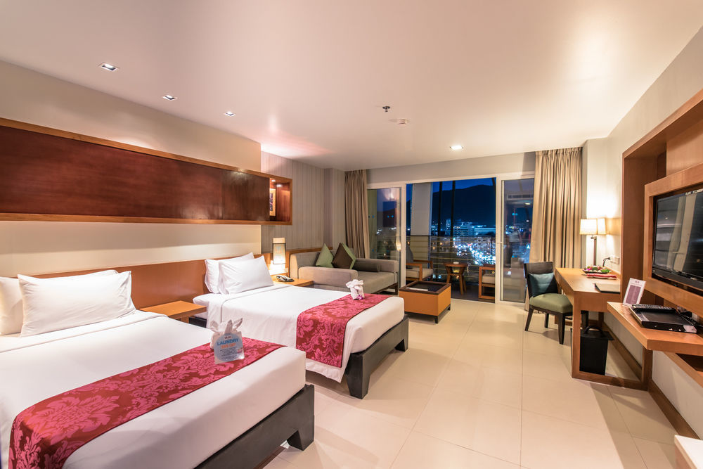 Ashlee Hub Hotel Patong Экстерьер фото